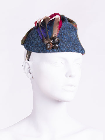 navy blue and green short feather highland hat