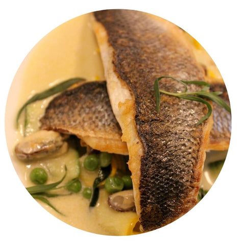 Sea bass with mussels in cream