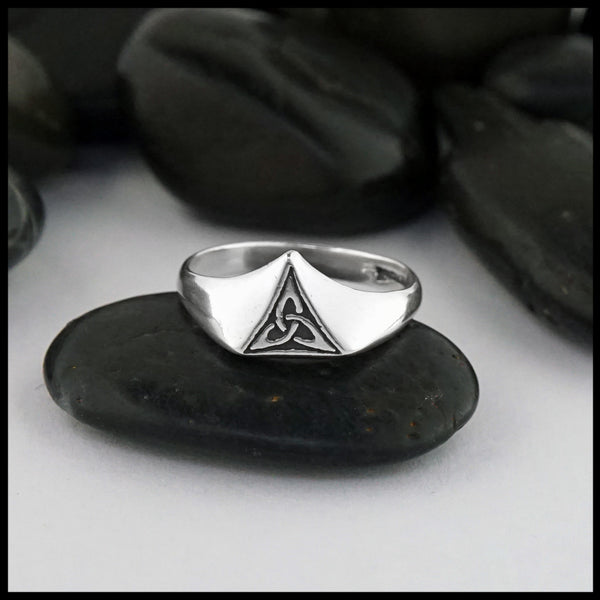 trinity knot ring 