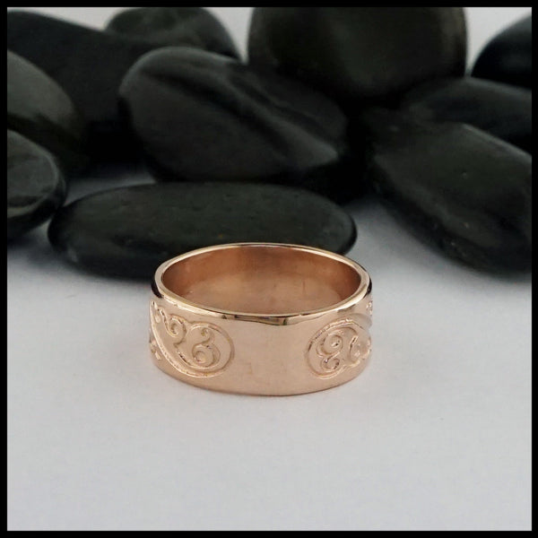 gold ring 