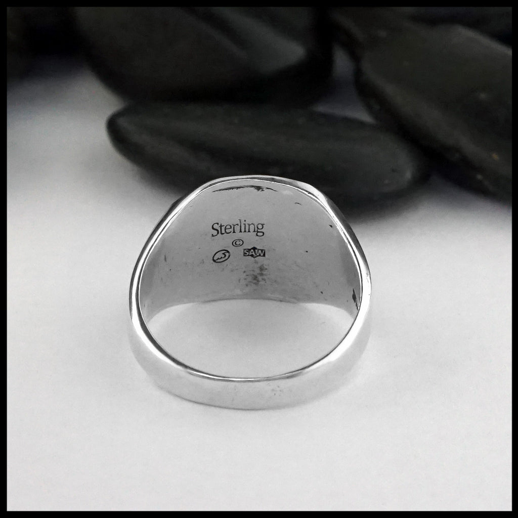 signet ring 