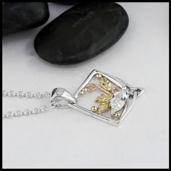 aquamarine pendant 