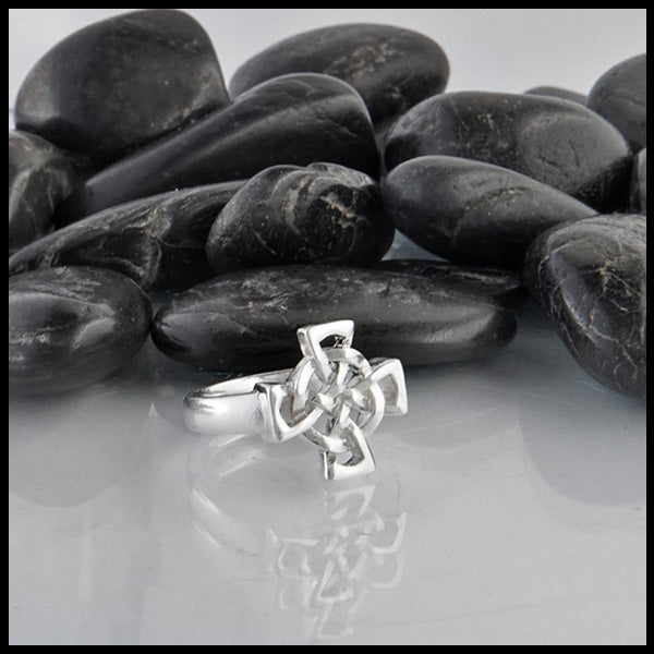 Celtic Cross Ring in Silver