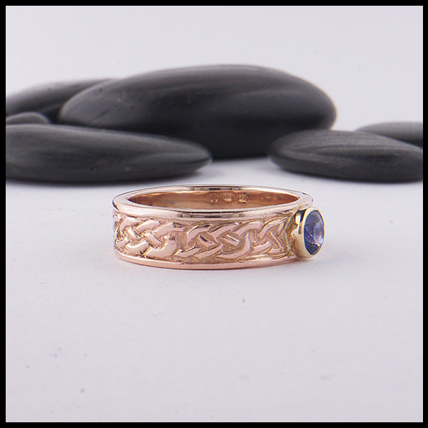 Josephine's Knot band in 14K Rose gold with Sapphire