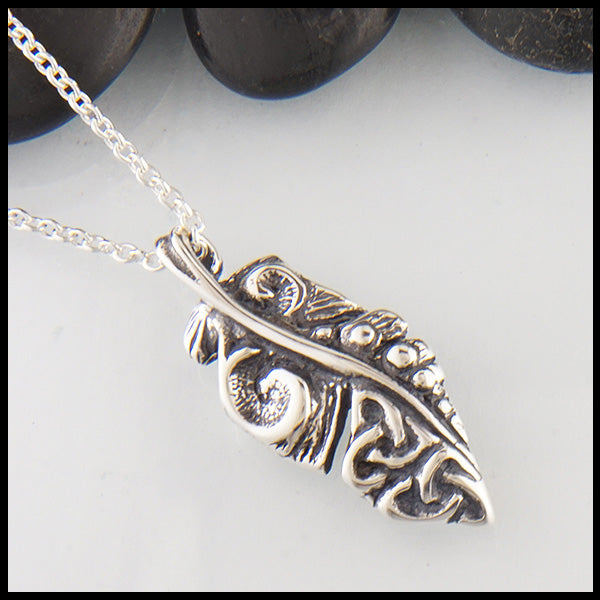 Walker's Celtic Jewelry Lola's Celtic Feather