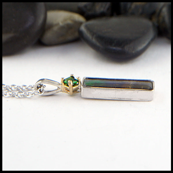 Ammolite and chrome diopside pendant