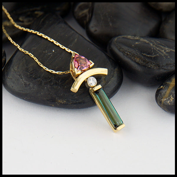 tourmaline pendant in gold 