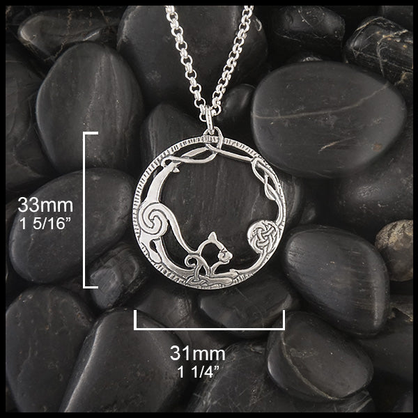 Celtic Cat Pendant 33 mm x 31 mm 