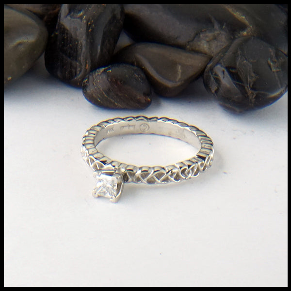 Heart Knot ring in 14KW with Reclaimed Diamond