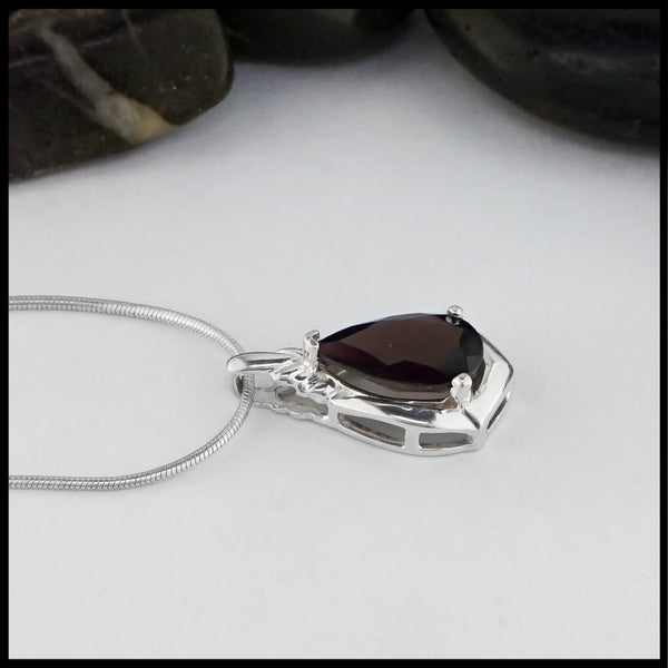 garnet pendant