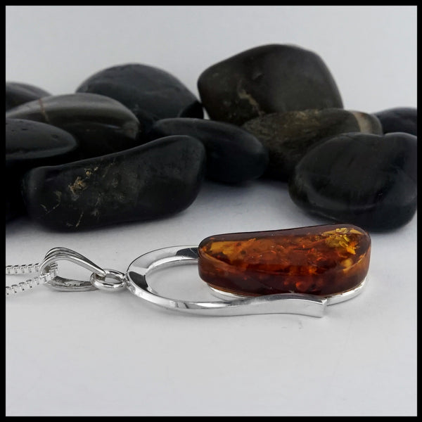 Amber pendant 