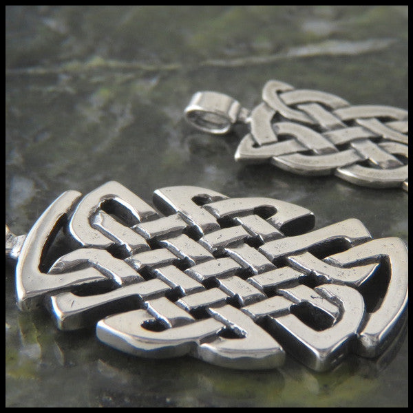 St. Andrew Knot pendant in Sterling Silver