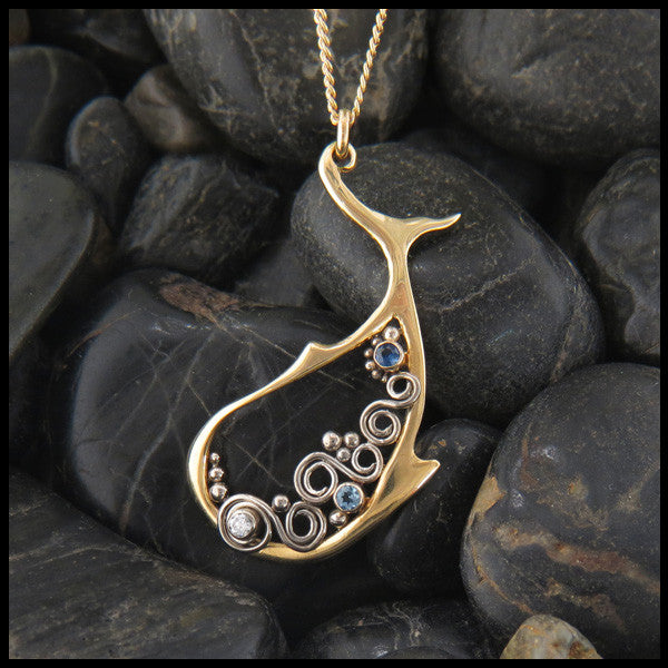 Fish pendant in Gold with gemstones