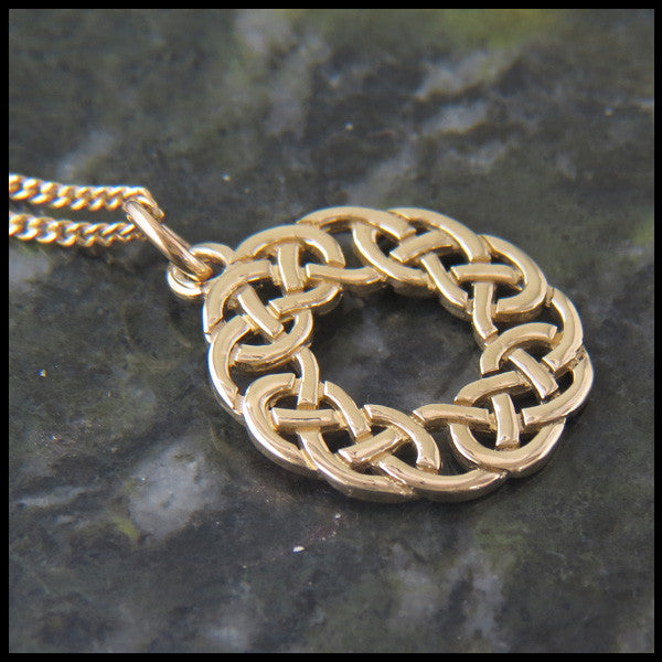 Lover's Knot pendant in 14K Yellow, Rose or White Gold