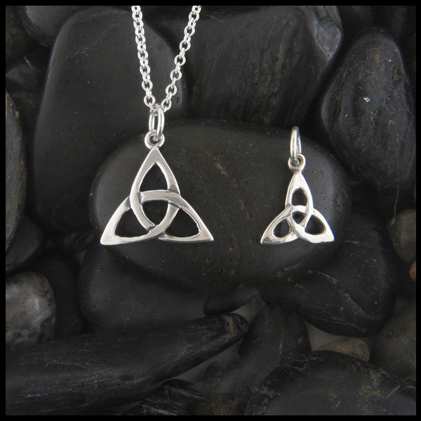 Trinity Knot pendant in Sterling Silver