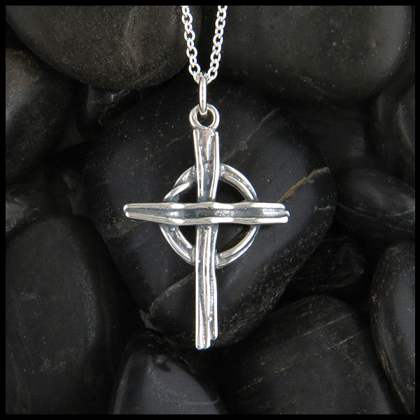 Daisy's Cross in Silver