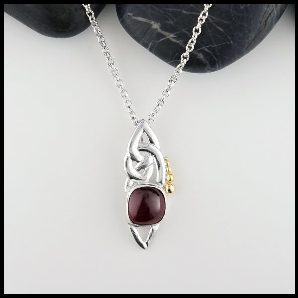 Celtic Pendant with Cabochon Garnet