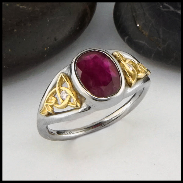 Ruby and Diamond Celtic ring in gold