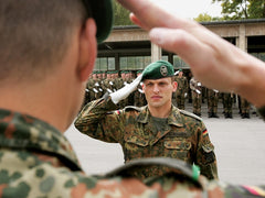 Militärischer Gruß Bundeswehr