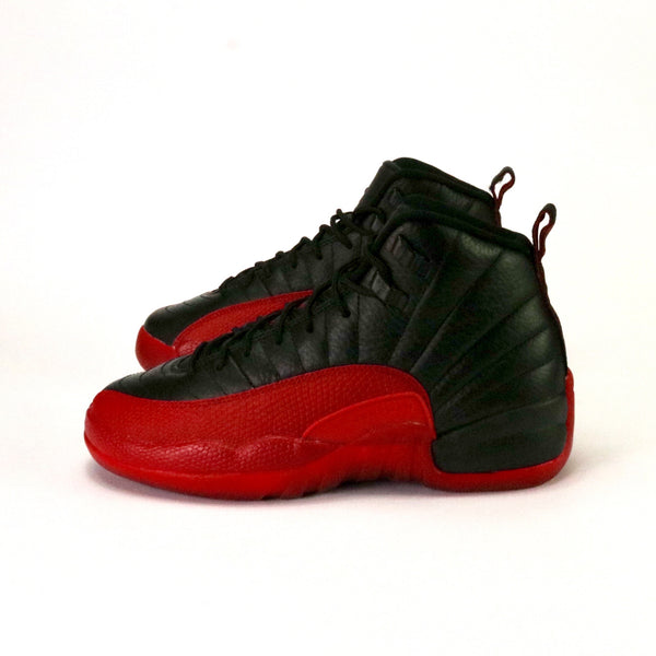 black and red bred 12s