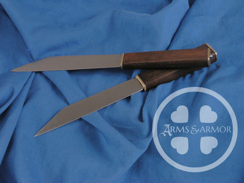 Seax pair with wooden grips and bronze fittings