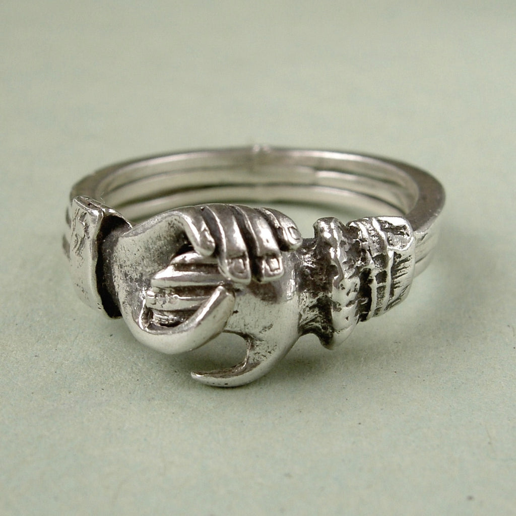 ...  Vintage sterling silver Gimmel  Fede Claddagh ring. Size P (7-8