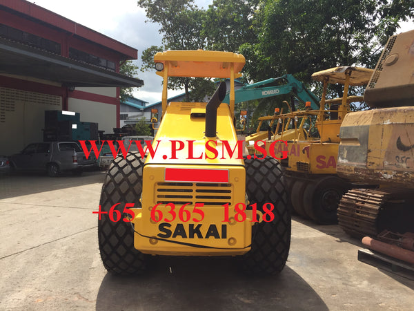 SAKAI SV520D 10 TON VIBRATORY ROAD ROLLER FOR RENT IN SINGAPORE