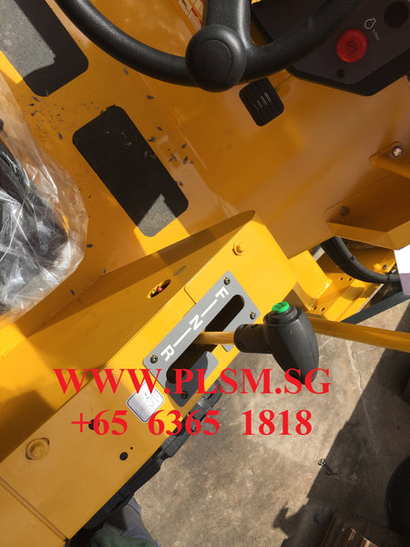 SAKAI SV520D 10 TON VIBRATORY ROAD ROLLER FOR RENT IN SINGAPORE