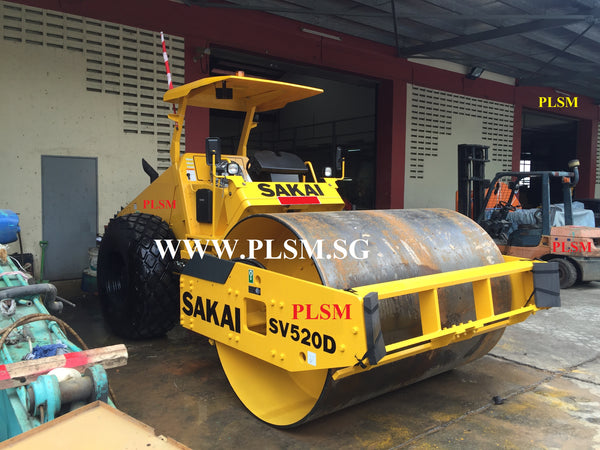 10 TONS SAKAI SV520D VIBRATORY ROAD ROLLER WITH REVERSE CAMERA FOR RENTAL IN SINGAPORE WWW.PLSM.SG