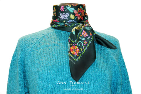 Floral scarves: FLORAL silk scarf, grey background and multicolor flowers by ANNE TOURAINE Paris™.Perfect with a turquoise blue sweater.