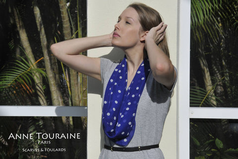 Blue polka dot scarf by ANNE TOURAINE Paris™ DIY infinity scarf step 3