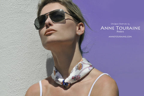 Original scarf styles: an ANNE TOURAINE Paris™ scarf as a neck scarf with a fancy ring as an ornament