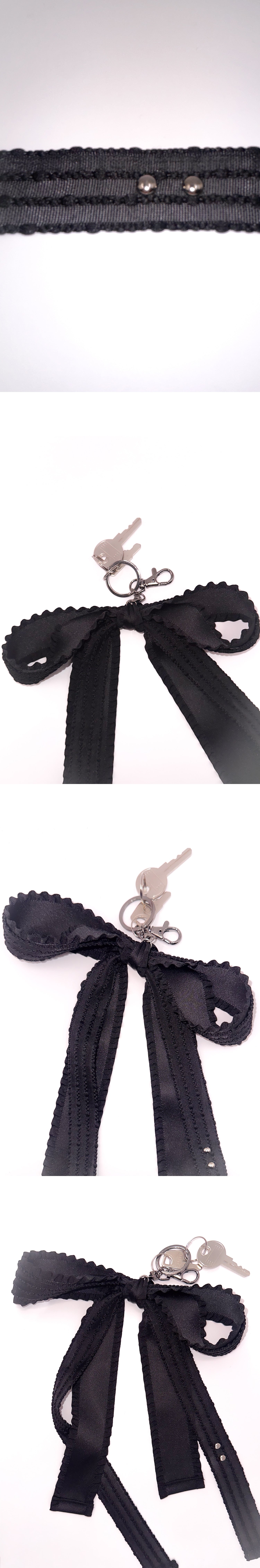 Ribbon lace logo keyring* Black
