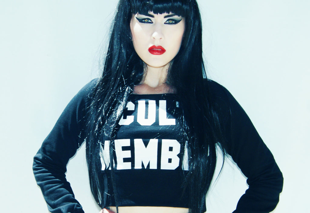 cult-member-crop-sweater-b