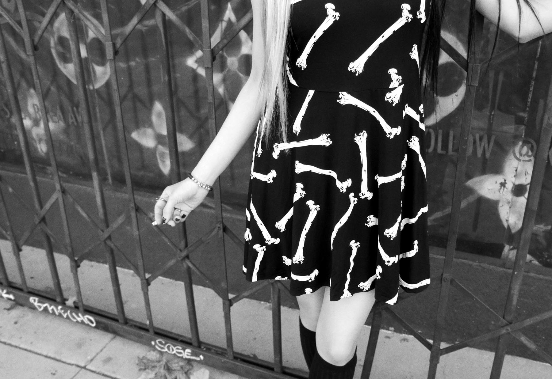 bony-skater-dress-b