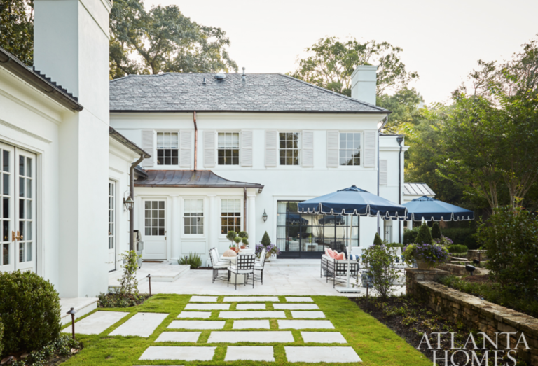 The pavers. The umbrellas. The chic seating.  What else could you possibly want? (<a href="https://atlantahomesmag.com/" target="_blank">Atlanta Homes and Lifestyles</a>)