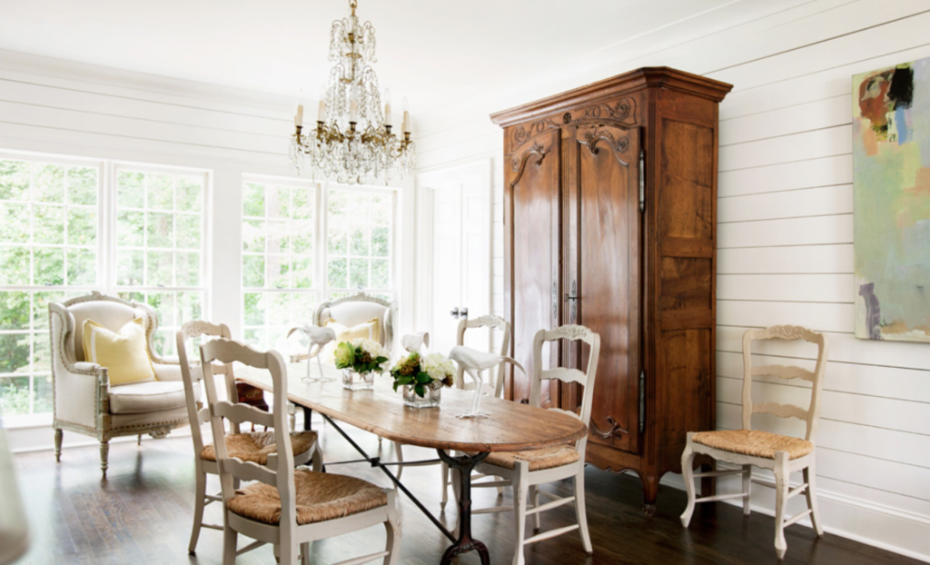 More from the Nest via <a href="https://atlantahomesmag.com/article/feathering-the-nest/" target="_blank">Atlanta Homes and Lifestyles</a>/Erica George Dines.