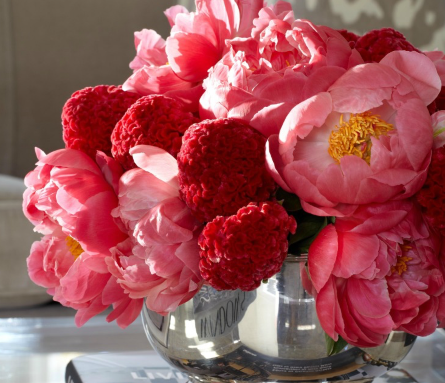 It’s just not the South if there aren’t peonies….(<a href="http://www.samalleninteriors.com/" target="_blank">Sam Allen Interiors</a>.)