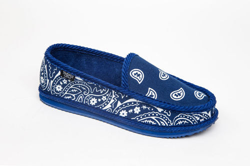 blue bandana slippers
