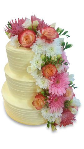 Dello Mano Wedding Cake with fresh flower trail