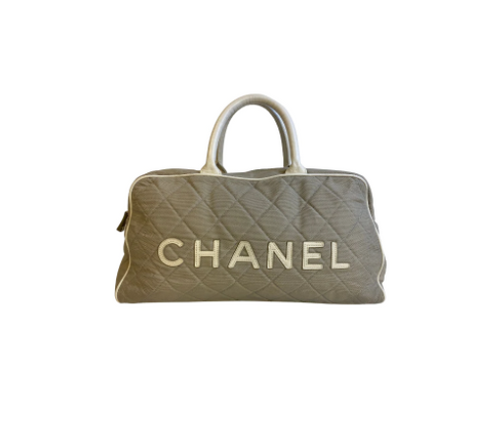 http://16.vvbag.cn/collections/chanel/products/chanel-sports-large-boston-handbag-quilted-canvas-satchel#images-1