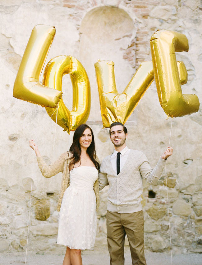 giant gold love balloons