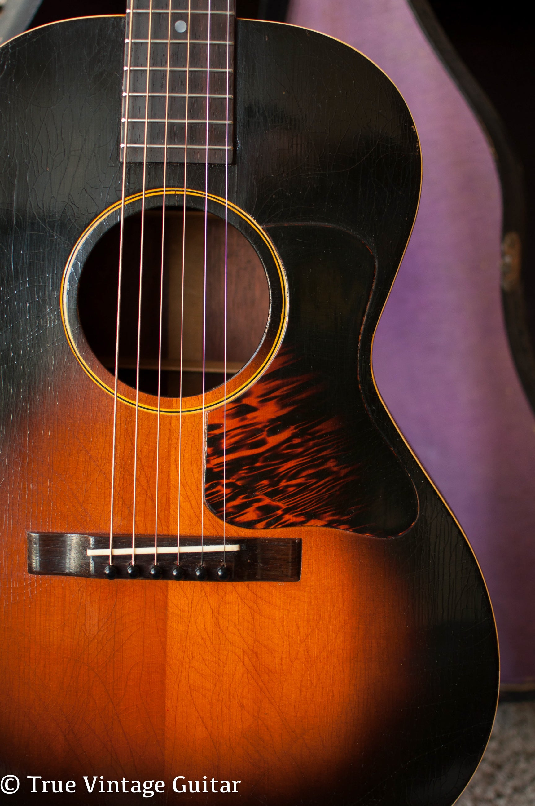 vintage Gibson acoustic guitar 1930s firestrip pickguard L-00