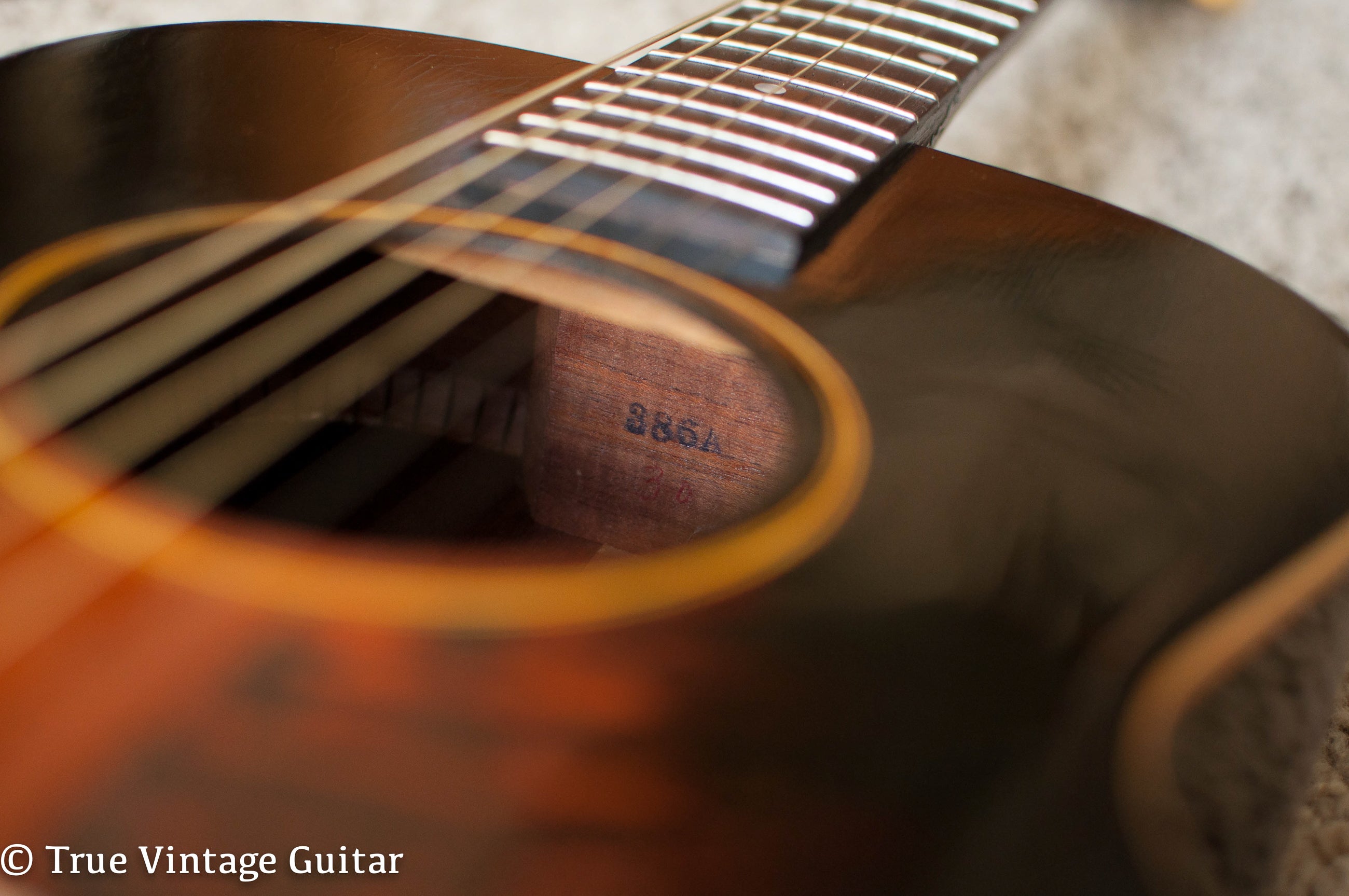 How to date vintage Gibson acoustic guitar