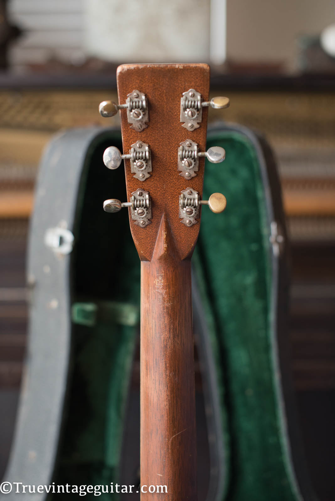 Tuners, neck, Vintage 1941 Martin 000-42 acoustic guitar