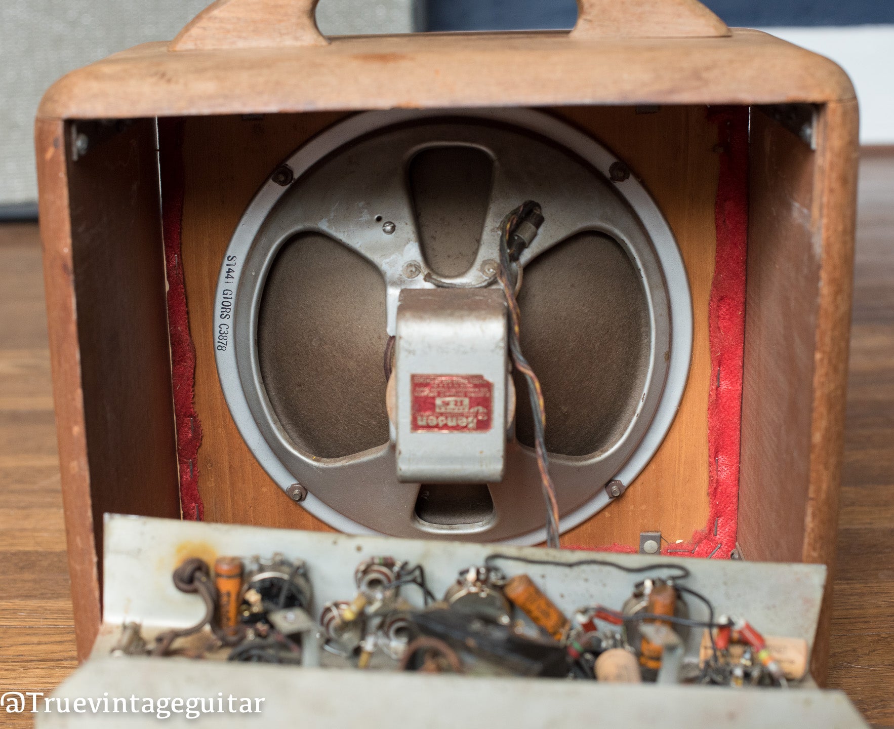 Jensen 10" speaker, 1946 Fender Model 26 Red grill cloth Walnut cabinet