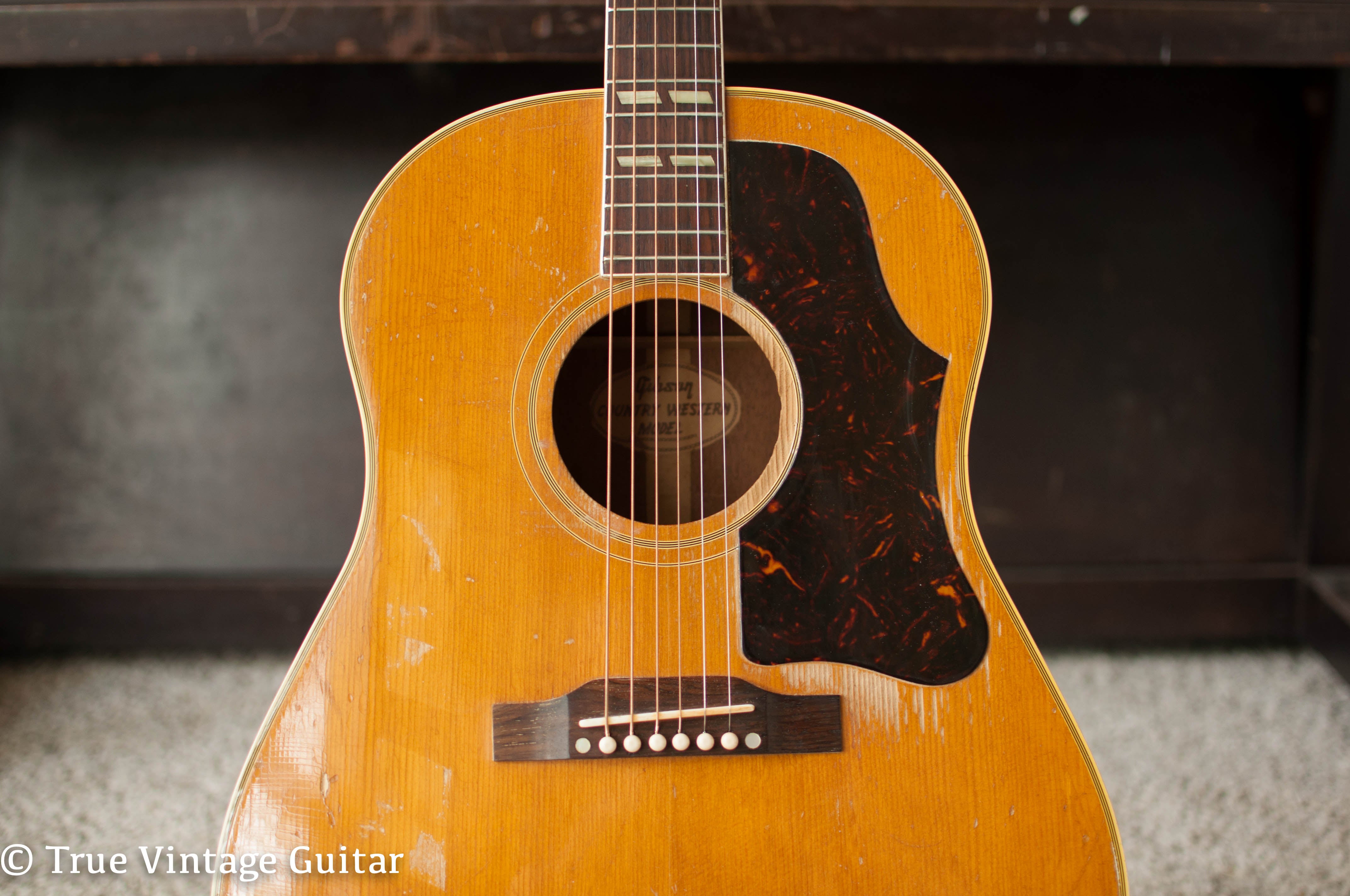 pickguard, vintage 1950s Gibson guitar