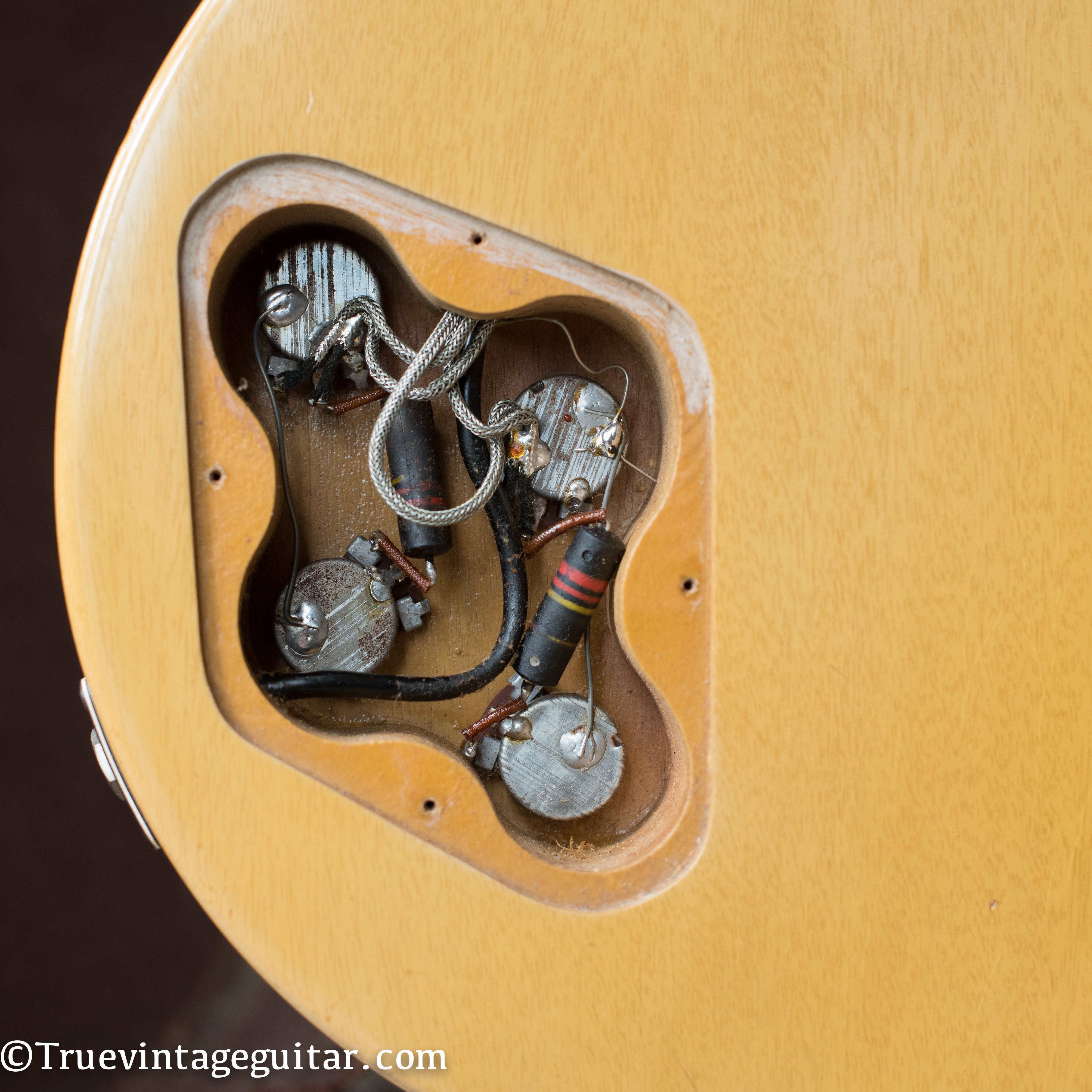 Control cavity, potentiometers, capacitor, 1957 Gibson Les Paul Special