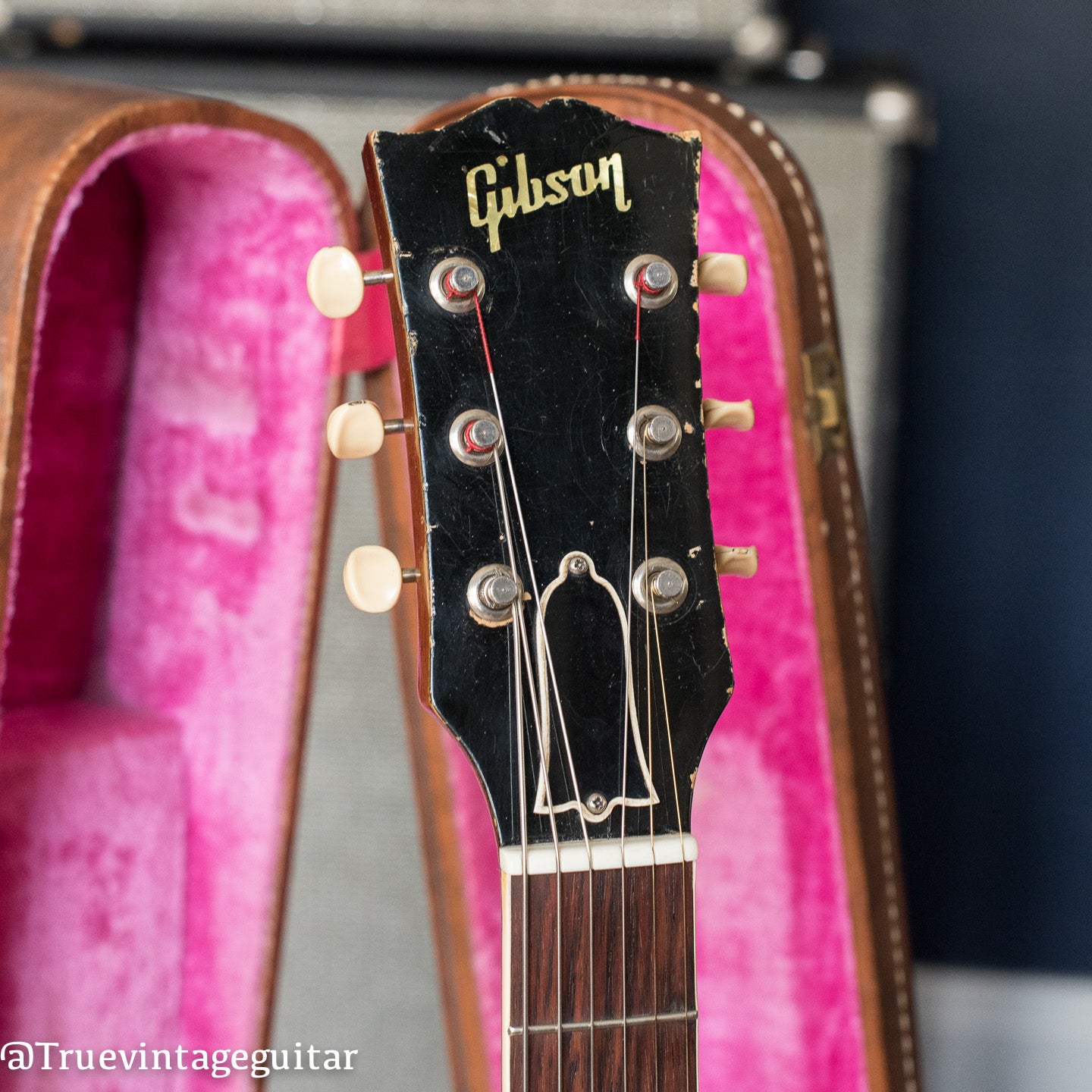 1957 Gibson ES-225 TDN headstock