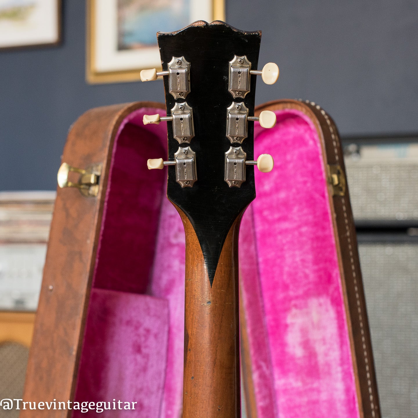 Stinger, Gibson headstock, back of neck